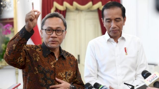 Presiden Joko Widodo dan Ketua Umum PAN Zulkifli Hasan