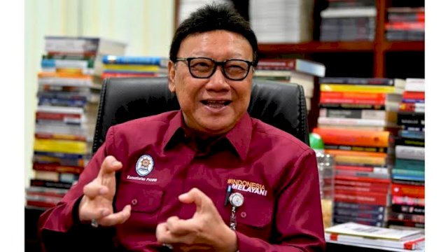 Menteri Pemberdayaan Aparatur Negara dan Reformasi Birokrasi (MenPAn-RB), Tjahjo Kumolo (65) wafat pada Jumat, (01/06)/INT