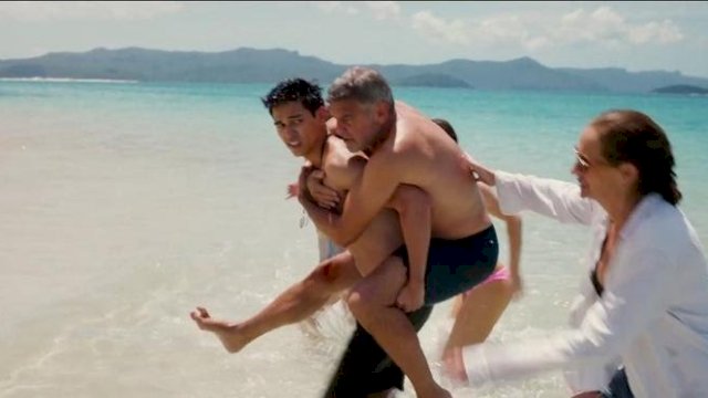 Potongan video yang menampakkan Potret Maxime Bouttier Debut Film Hollywood, Adu Akting Bareng George Clooney. Foto: YouTube/ Uiversal Pictures
