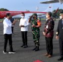 Bertolak ke Nias, Presiden Tinjau Infrastruktur dan Bagikan Bansos