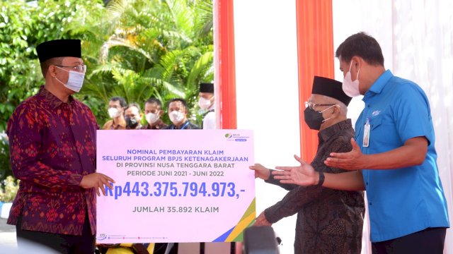 Beri Perlindungan Sosial pada Warga NTB, Wapres RI Serahkan Santunan BPJAMSOSTEK Sebesar Rp443 Miliar 