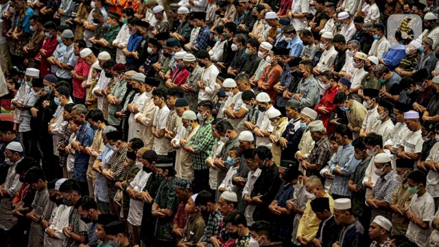 Umat Muslim Amerika Ramaikan Salat Tarawih Pertama di Times Square New York