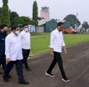 Jokowi Kunker ke Subang, Dari Serahkan Bansos Hingga Dialog dengan Petani