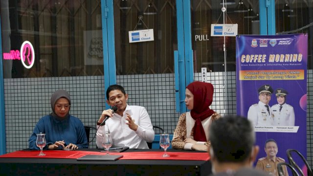Dinas Komunikasi dan Informatika (Diskominfo) Makassar menggelar coffee morning di salah satu cafe di Kota Makassar, Rabu (13/7). Foto: dok