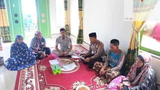 Jasa Raharja memberikan santunan kepada korban yang meninggal dunia akibat kecelakaan lalu lintas/IST