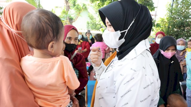 Wakil Wali Kota Makassar, Fatmawati Rusdi saat Grebek Stunting di Puskesmas Kapasa, Jalan BTN TNI Angkatan Laut, Kapasa, Kecamatan Tamalanrea, Sabtu (30/7/2022)/IST
