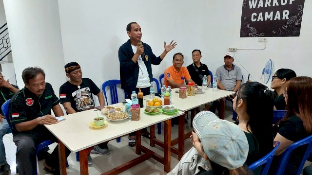 Ketua DPRD Makassar, Rudianto Lallo saat menghadiri undangan silaturahmi  Keluarga Pedagang Bakso (KPB) Nusantara ang Bakso (KPB) Minggu, 31 Juli 2022 di Jalan Metro Tanjung Bunga Kota Makassar/IST 