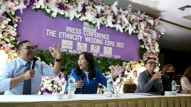 Marcom Manager Dalton Makasar, Audy Corneldy saat menggelar jumpa pers dalam rangka The Ethnicity Wedding Expo 2022 di Lobby Hotel bintang tiga ini pada 05-07 Agustus 2022/IST