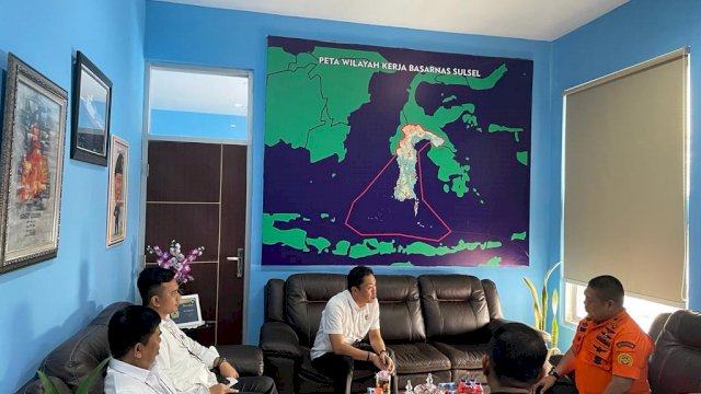 Kepala Cabang PT Jasa Raharja Cabang Sulawesi Selatan(Sulsel) melakukan kunjungan ke Kantor  Basarnas Sulsel yang diterima langsung kepala Basarnas Djuenaidi/IST