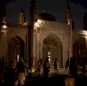 Ledakan Besar di Masjid Afganistan, 10 Orang Termasuk Imam Masjid Tewas