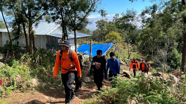 Proses pencarian pendaki Gunung Bawakaraeng. Foto: ist