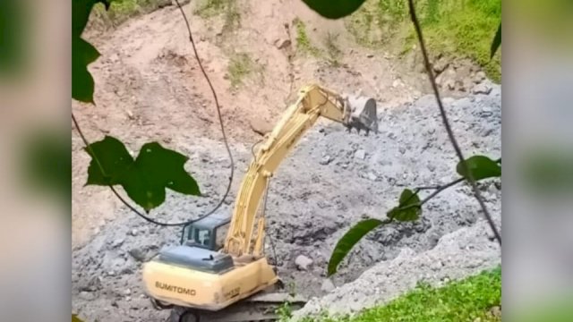 Aktivitas tambang batu bara PT Pasir Walanae. Foto: ist 