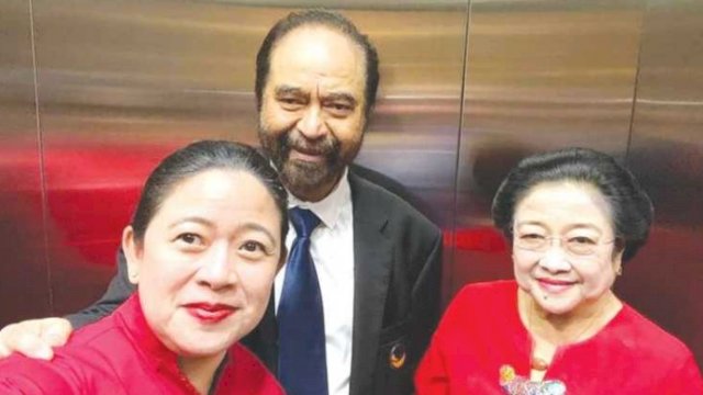 Puan Maharani berfoto bersama Surya Paloh dan Megawati. Foto: ist 