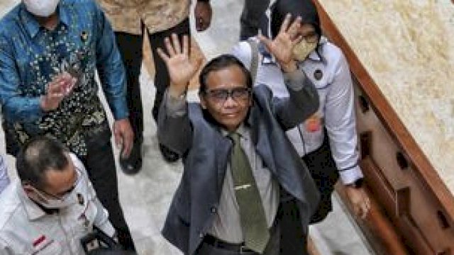 Ketua Kompolnas/Menkopolhukam, Mahfud MD usai mengikuti Rapat Dengar Pendapat Umum (RDPU) bersama Komisi III DPR di Kompleks Parlemen, Senayan, Jakarta, Senin (22/8/2022). Foto: dok Liputan6