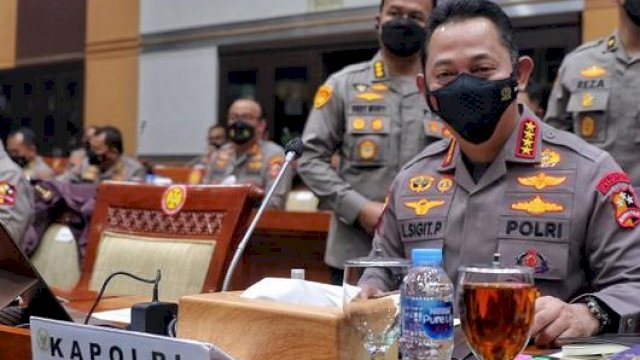 Kepala Kepolisian Negara Republik Indonesia (Kapolri) Jenderal Pol. Listyo Sigit Prabowo saat mengikuti rapat dengar pendapat (RDP) dengan DPR RI di Jakarta, Rabu (24/8/2022). Foto: dok Liputan6