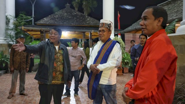 Wali Kota Makassar, Moh. Ramdhan 'Danny' Pomanto memenuhi undangan Perhimpunan Masyarakat Toraja Indonesia dan  Persatuan Gereja Toraja Badan Pekerja Sinode (BPS) Tongkonan Sangngulele di Rantepao, Kabupaten Toraja Utara, Rabu malam (25/08)/IST