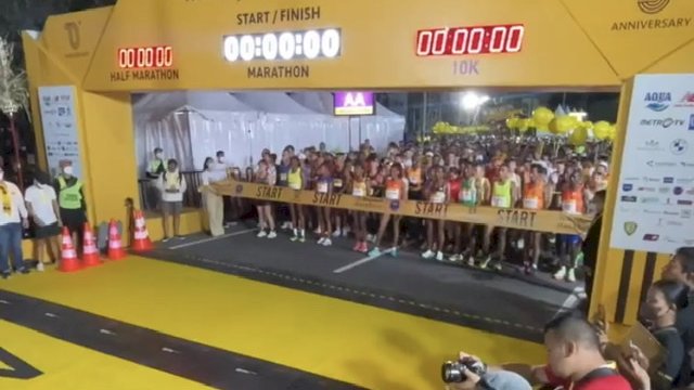 Peserta Bali Marathon, Minggu (28/8/2022).
