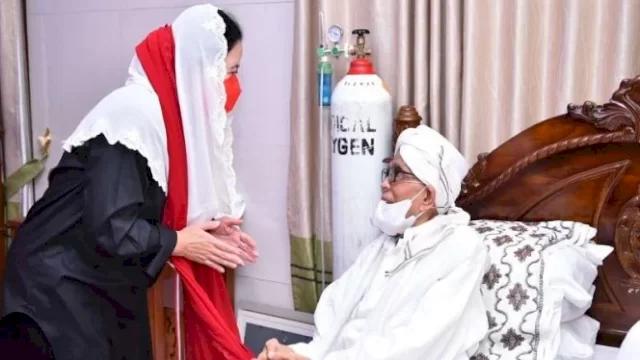 Kunjungi Ulama, Puan Cari Tau Fatwa Perempuan Boleh Jadi Presiden di Munas Ulama 1997 