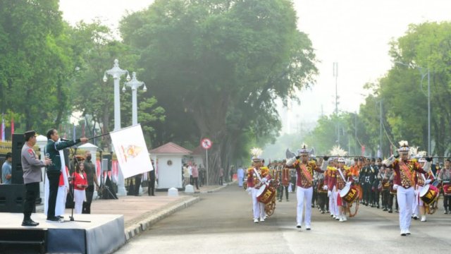 Kirab Merah Putih, Bendera 1.700 Meter Diarak dari Istana ke Bundaran HI