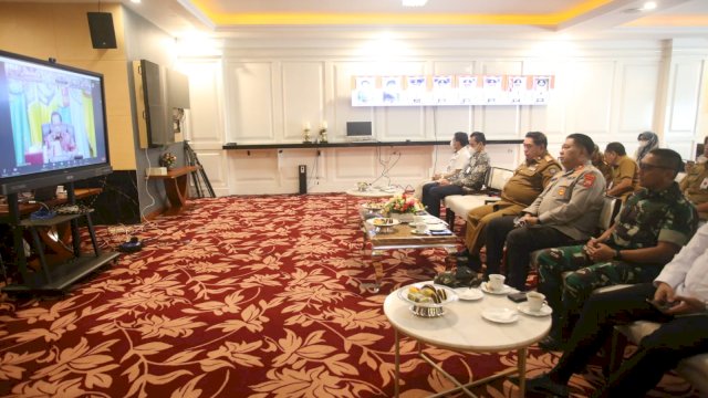 Sekertaris Daerah Provinsi Sulsel, Abdul Hayat Gani saat Rapat Koordinasi Pengendalian Inflasi Daerah, yang digelar secara virtual oleh Kementerian Dalam Negeri, Selasa, 30 Agustus 2022/IST