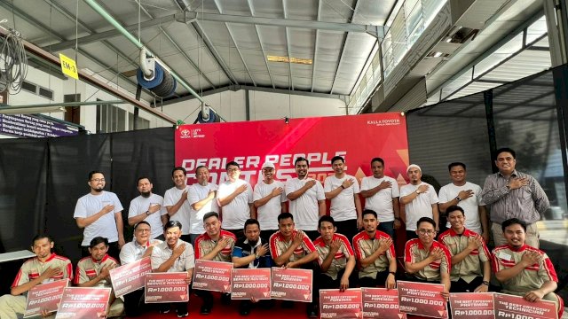 Tim After Sales Kalla Toyota Adu Skill di Ajang Dealer People Contest 2022