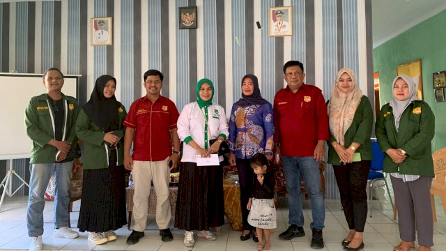 Universitas Sawerigading(UNSA) Makassar kembali melepas peserta Kuliah Kernyata Nyata(KKN) di Kelurahan Baleangin Kecamatan Balocci Kabupaten Pangkep, Kamis 1 September 2022/IST