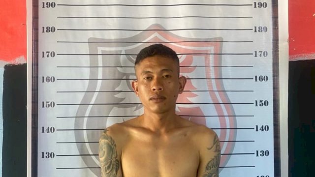  Prasetyo alias Messi (27), pelaku pencurian saat diamankan Kepolisian Sektor (Polsek) Panakkukang/IST