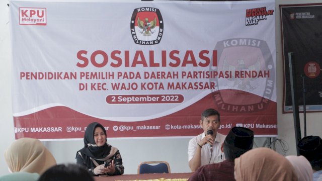 Sosialisasi KPU Kota Makassar di Kecamatan Wajo, sebagai daerah partisipasi paling rendah pada pemilu lalu, Jumat (2/9/2022). Foto: dok