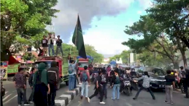demo kenaikan BBM di Makassar (ilustrasi)