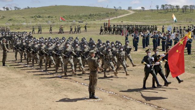 2.000 Lebih Tentara China Bergabung dalam Latihan Militer Rusia di Siberia