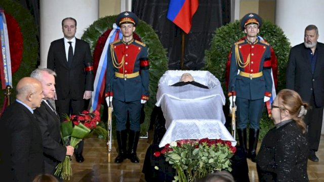 Dihadiri Ratusan Orang, Jenazah Mikhail Gorbachev Dimakamkan di Samping Makam Istri