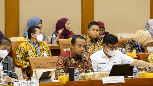 Andi Sudirman Sulaiman pada Rapat Dengar Pendapat (RDP) dengan Sekjen dan Plh Dirjen Minerba Kementerian ESDM RI dan RDPU dengan Gubernur Sulawesi Selatan, Gubernur Sulawesi Tengah, dan Sulawesi Tenggara oleh Panja Vale Komisi VII DPR RI di Ruang Rapat Komisi VII DPR RI, Jakarta, Kamis (8/9/2022)/IST