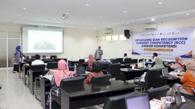 Kegiatan Upgrading dan RCC Asesor Kompetensi yang diikuti 22 asesor LSP di Kampus Polteknik ATI Makassar. Foto: dok 