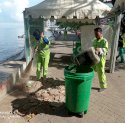 Jaga Kebersihan di Arena F8, Camat Sangkarrang Terjunkan Satgas Kebersihan 