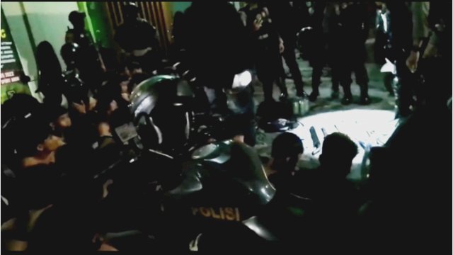 Penggerebekan Sekretariat organisasi masyarkat Batalyon 120, Makssar