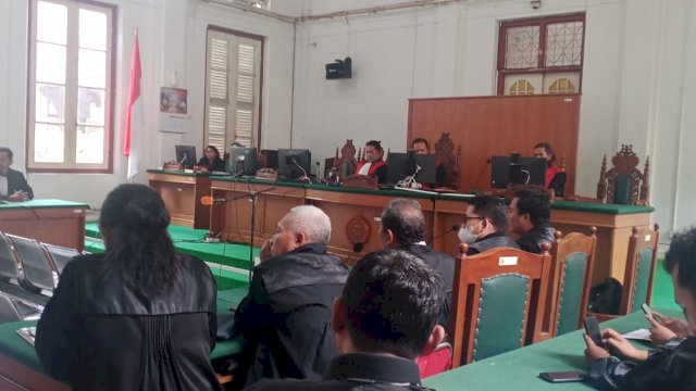 Sidang kasus pembunuhan berencana yang dilakukan eks Kepala Satuan Polisi Pamong Praja (Kasatpol PP) Makassar, Muh Iqbal Asnan terhadap petugas Dinas Perhubungan (Dishub) Makassar, Najamuddin Sewang. Foto: ist