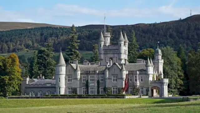 Balmoral Castle, salah satu warisan mendiang Ratu Elizabeth II. 