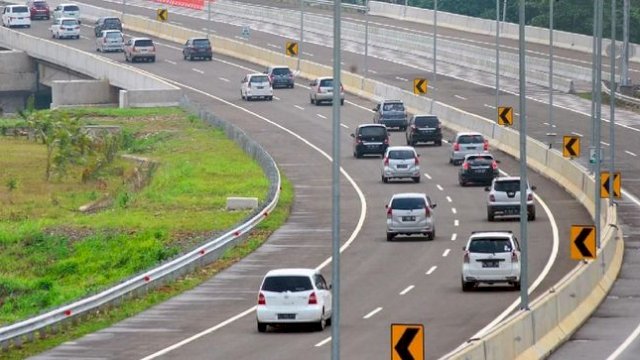 Harga BBM Naik, Pakar Usul Penyesuaian Tarif Tol Ditunda Hingga Tahun Depan