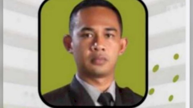 Kasubdit Tipidkor Polda Sulsel, Kompol Fadli berhasil meraih gelar doktor pada Program Studi S3 Administrasi Publik Unhas/IST