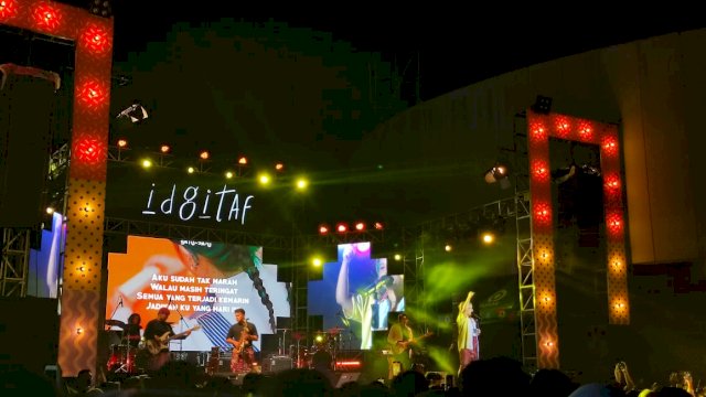 Idgitaf sukses manjakan telinga penonton di ajang Kalla Your Fest 2022, Sabtu (17/9/2022) malam(Portal Media/Al Fathir) 