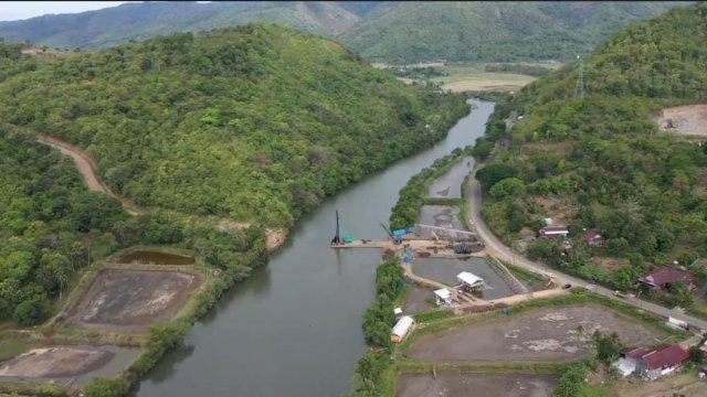 Pemprov Sulsel memberi dukungan pembangunan jembatan pada jalan lingkar atau suaka alam lestari, di Kecamatan Bacukiki Barat, Kota Parepare/IST