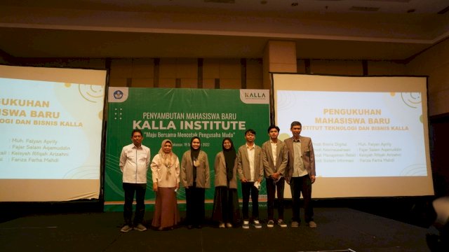 Institute Teknologi dan Bisnis Kalla menyambut mahasiswa baru tahun 2022 sebanyak 34 orang dan berlokasi di Saoraja Ballroom Wisma Kalla Lt 2. /IST