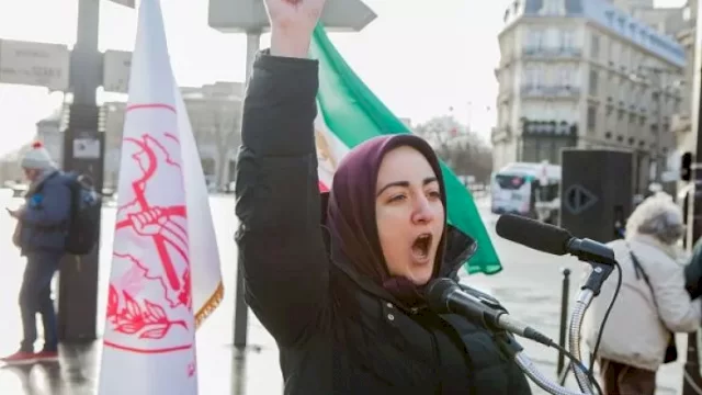 Buntut Kematian Mahsa Amini, Partai Reformis Iran Desak Undang-Undang Wajib Jilbab Dihapus