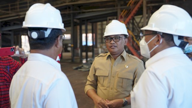 Bupati Bantaeng,Ilham Azikin saat kunjungan kerja ke PT Huadi Nickel Alloy /IST