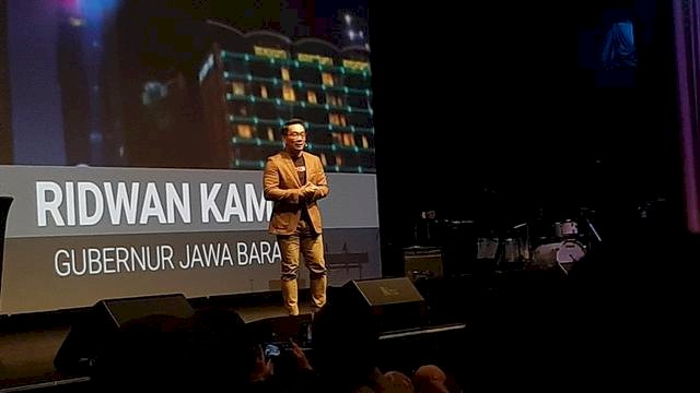 Ridwan Kamil dalam acara yang digelar Foreign Policy Community of Indonesia (FPCI) di Djakarta Theatre XXI, Kebon Sirih, Menteng, Jakarta Pusat, dikutip kompas, Minggu (2/10/2022). Foto: dok republika