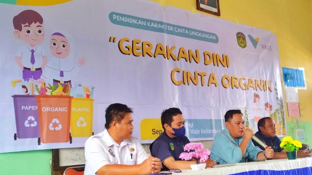 Vale Indonesia Ajak Siswa SD dan SMP di Lutim Cinta Organik Lewat Program PSRLB 