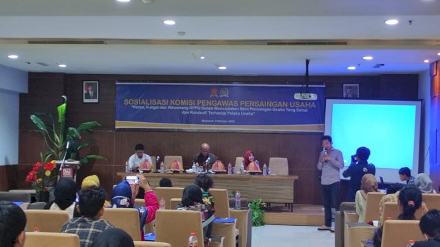 Sosialisasi Komisi Pengawas Persaingan Usaha di Hotel D'Maleo, Sabtu (8/10/2022)/(Portal Media/Al Fath) 