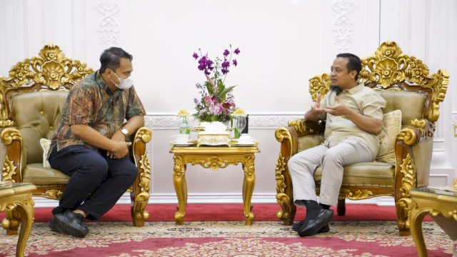 Direktur Supply Chain dan Pelayanan Publik Perum BULOG, Mokhamad Suyamto dalam pertemuan dengan Gubernur Sulsel Andi Sudirman Sulaiman/IST