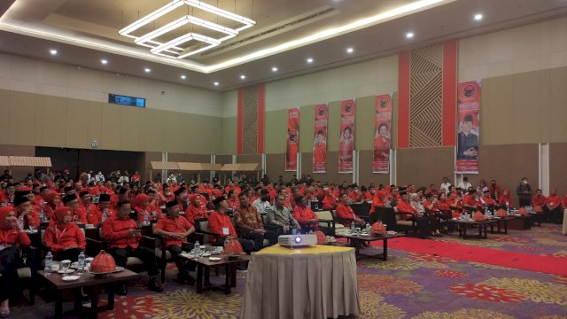 Panaskan Mesin Partai, PDIP Sulsel Hadirkan Djarot Saiful Hidayat di Rakerda