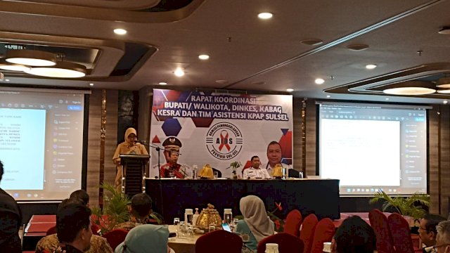 Rapat Koordinasi Bupati dan Wali Kota, Dinkes, Kabag Kesra, dan Tim Asistensi KPAP Sulsel, di Hotel Mercure Makassar, Kamis, 13 Oktober 2022/(Portal Media/Dewi)